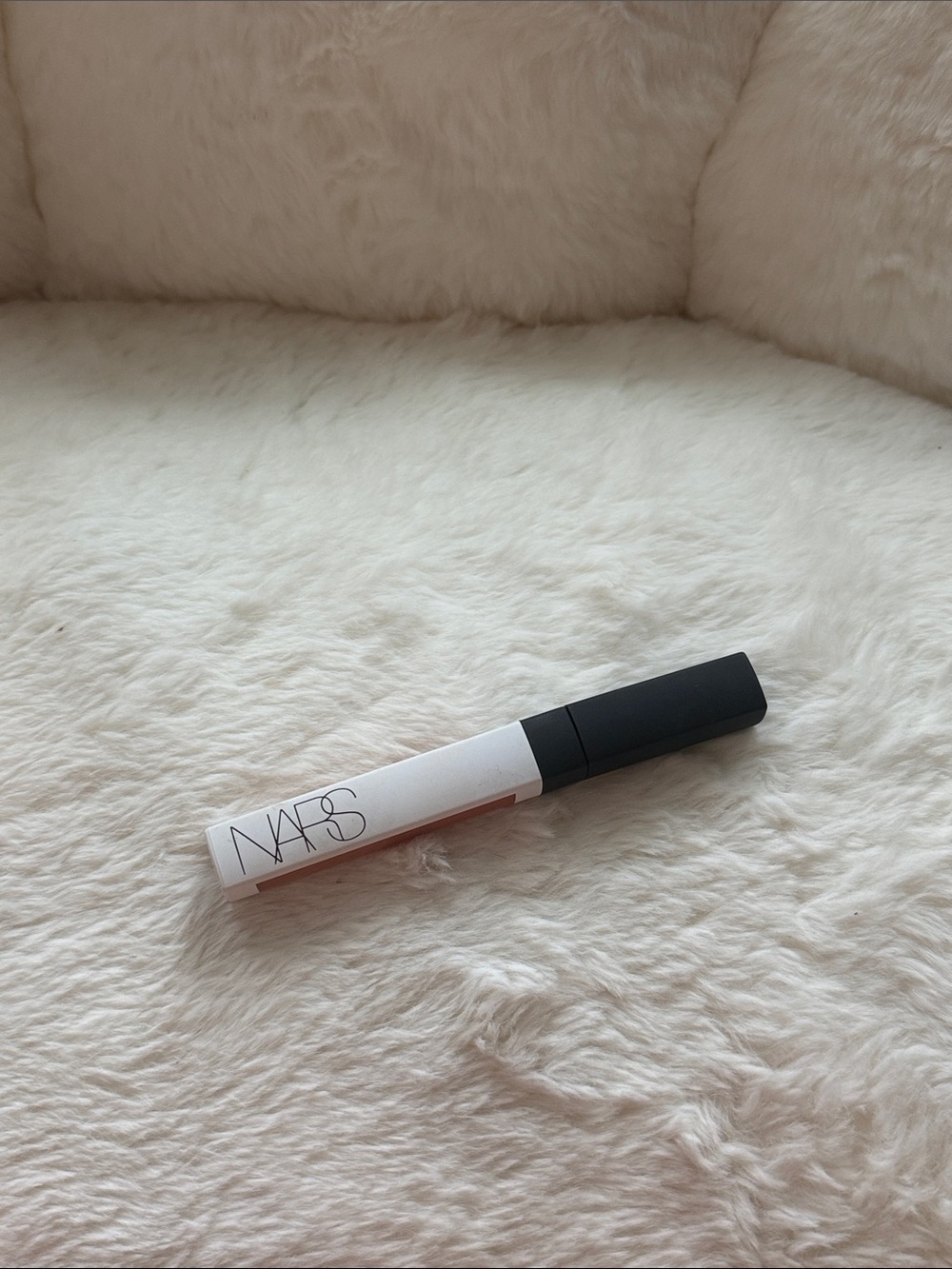 NARS Radiant Creamy Color Corrector concealer orange - Picture 3 of 6